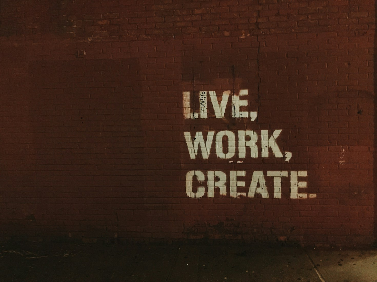 Why Blogging is the Key to Digital Communication
